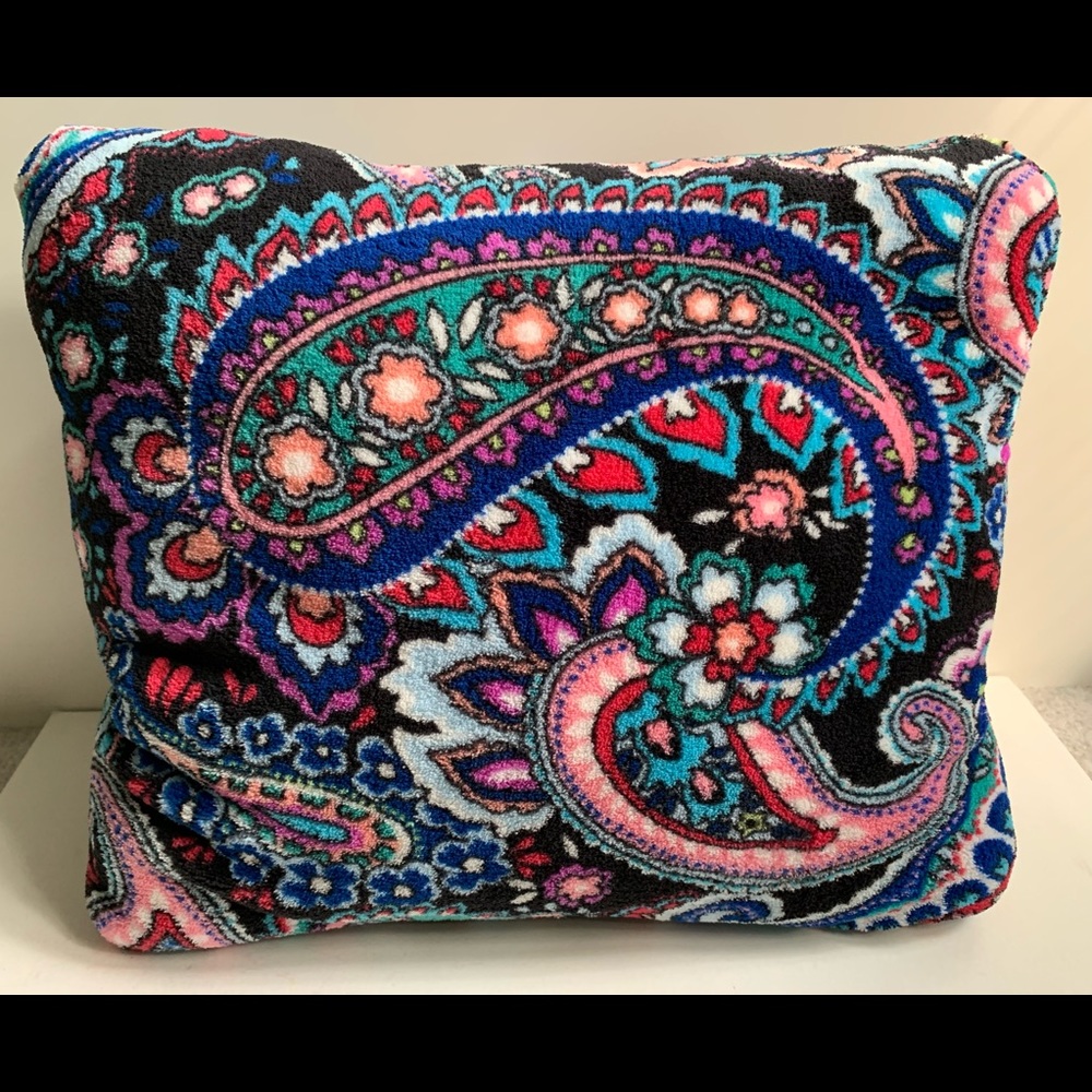 NWT! Vera Bradley Travel Blanket Pillow Fleece